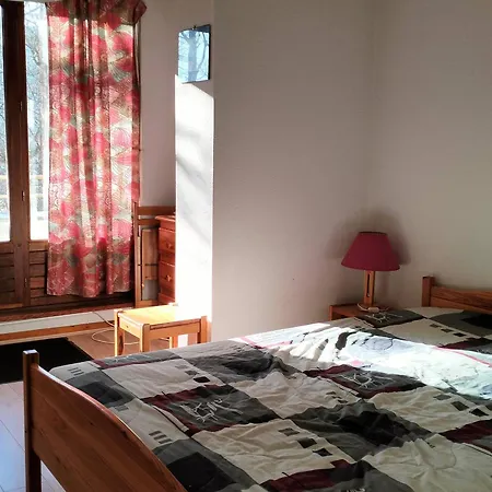 2 Pieces Avec Balcon, Proche Village Et Navettes, Pour 4-6 Personnes - Fr-1-761-37 Apartment